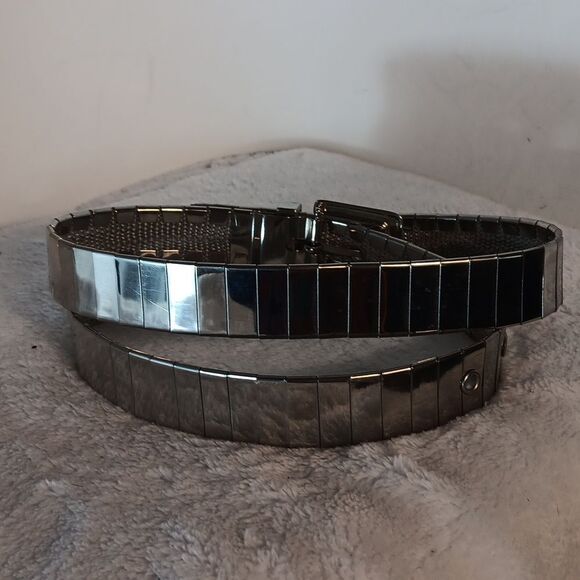 Silver Shiny Metallic Belt - Picture 2 of 4